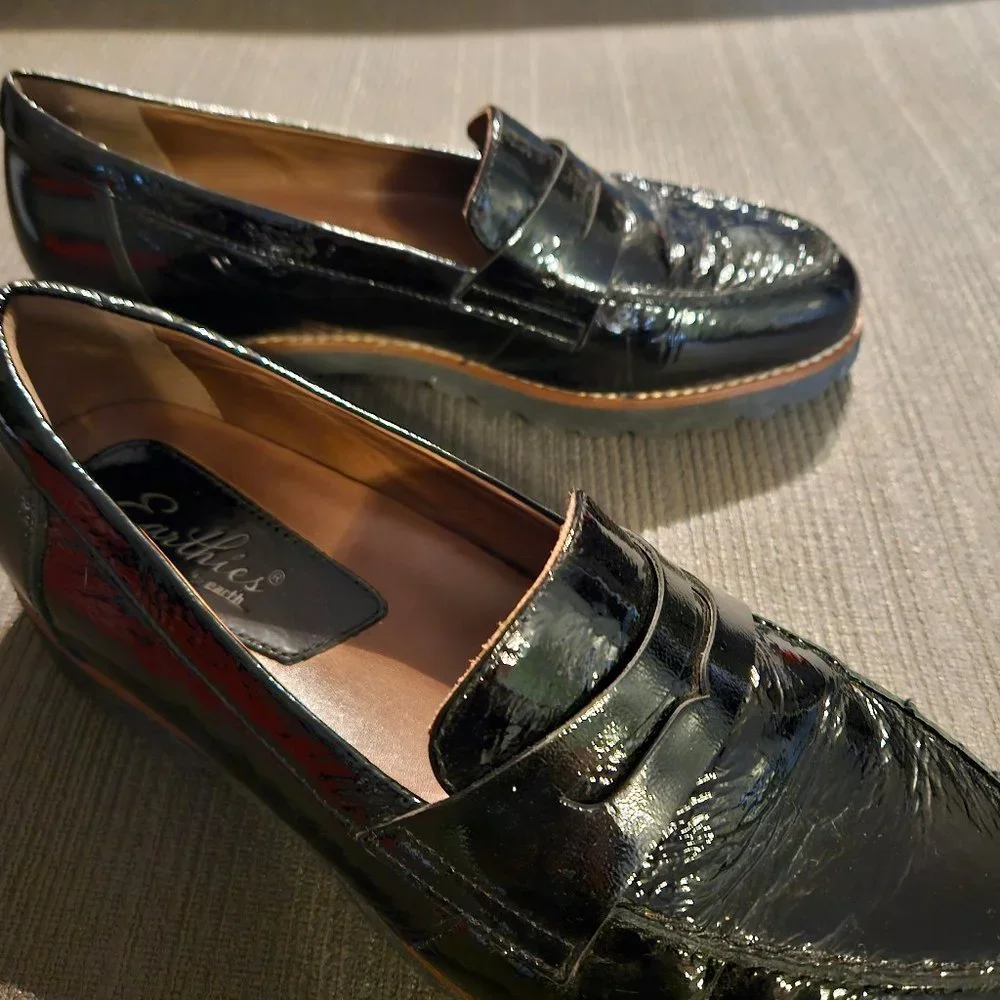 Earthies patent leather penny loafers with chunky soles 8.5M - Picture 2 of 5